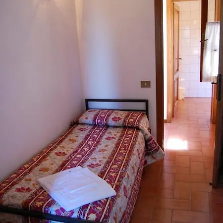 Sleeps 4 Pool Wifi Apartment Lajatico