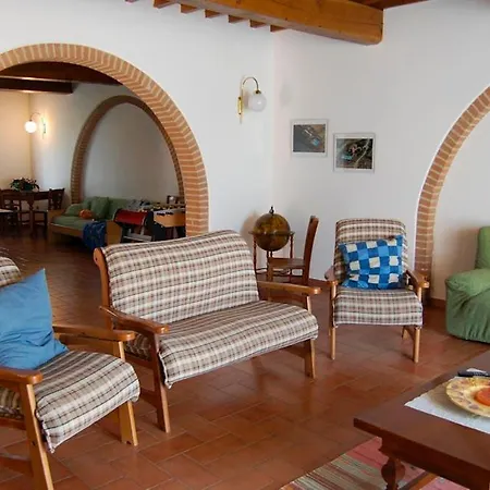 Sleeps 4 Pool Wifi Apartment Lajatico
