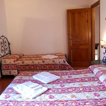 Sleeps 4 Pool Wifi * Lajatico