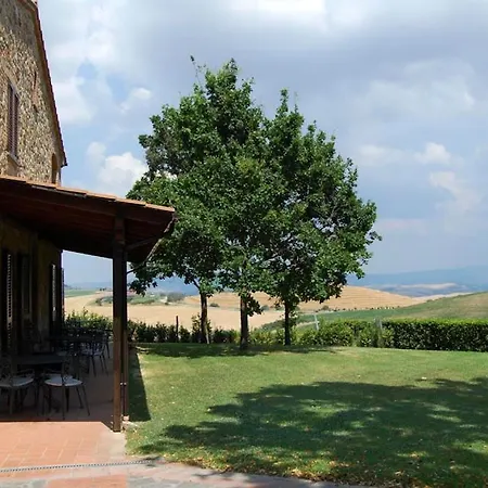 Sleeps 4 Pool Wifi Lajatico