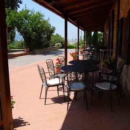 Sleeps 4 Pool Wifi Lajatico